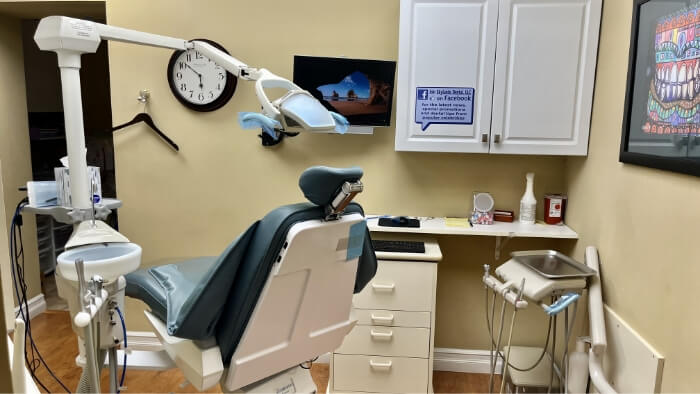 Dental treatment room